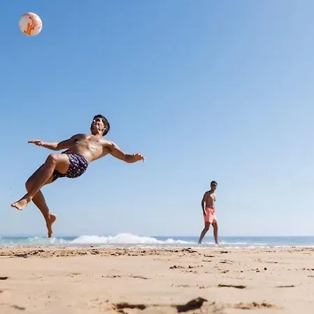 度假居 Comfortable Homes Close To The 波波林