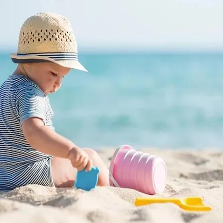 度假居 Comfortable Homes Close To The *